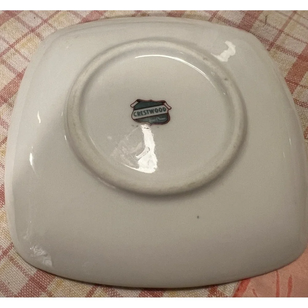 MCM Crestwood Fine China Set Of 4 Bread & Butter Plates Platinum‎ Leaf Pattern